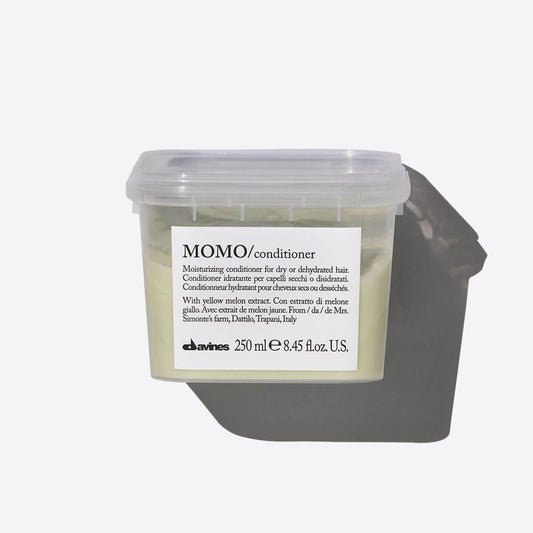 DAVINES Essential Haircare MOMO Conditioner
